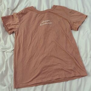 Women’s Small Pink “Choose Kindness” graphic tee
